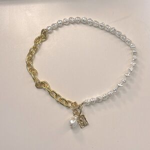 Pearl Gold necklace
